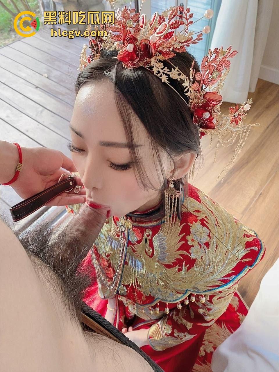 土豪玩物婚前夜变绿帽奴!洞房前穿婚纱伺候主子,新婚老公惨成绿帽工具人!-13