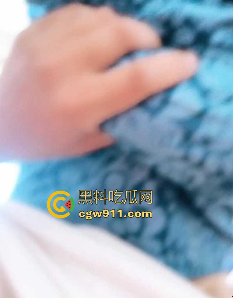 海角大神!母亲节用肉棒孝顺淫妈,咬牙猛干浓精颜射,无套后入花式做爱,母子互玩爽翻天!-7