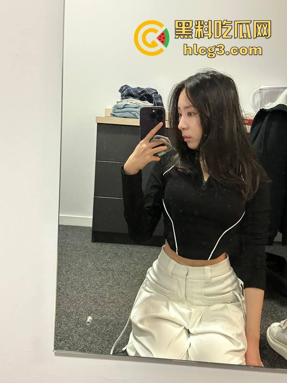 深圳光明区母狗「胡西阚」“打桩机”模式大揭秘！男友愤怒曝光她的疯狂性爱视频！-2