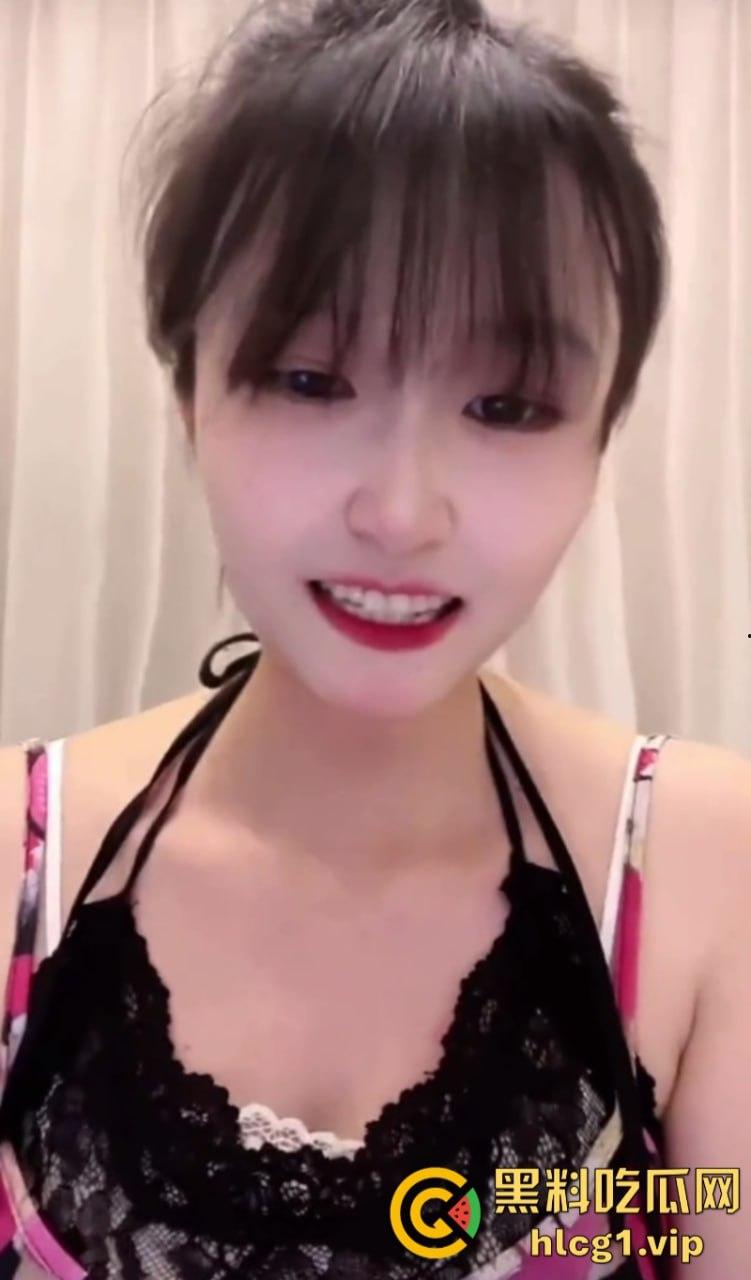 杭州老板娘“穿着清凉”被举报后 改行做直播！-6