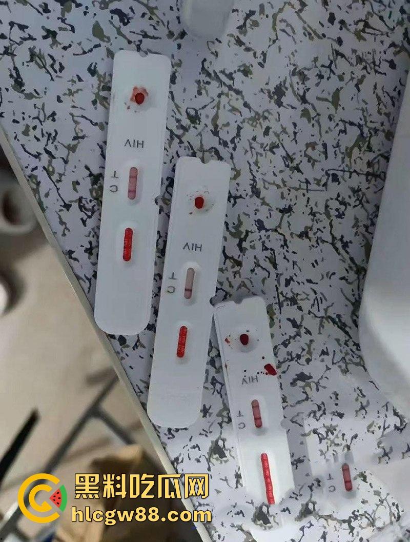 上海酒吧捡漏变噩梦!白丝学生妹李丹竟是生化母体,在校女大卖骚养生,炮王们怕是要躺平等通知了!-5