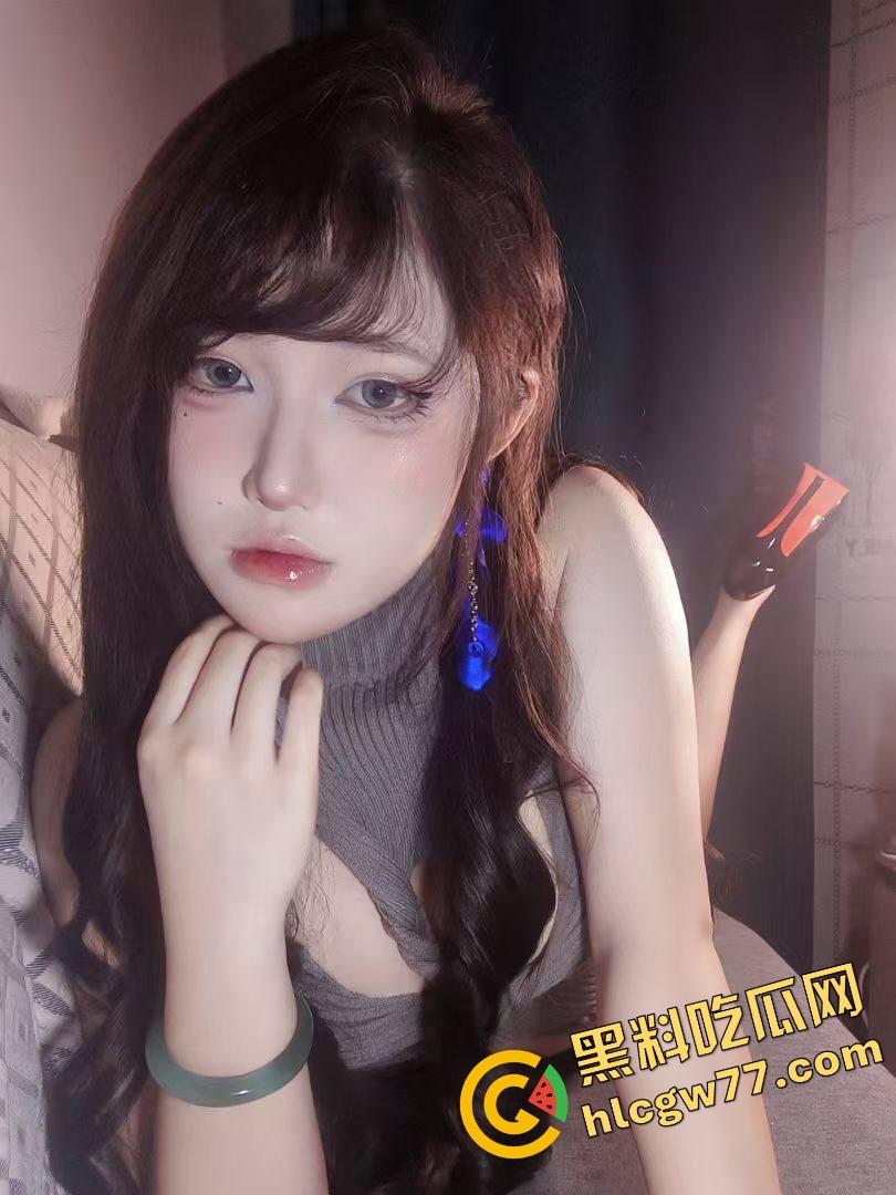 威海艺术学院『范弱蒨』私照外泄，舞蹈女老师白天教课晚上掰逼自慰，粉嫩体质骚得想日疯！-5