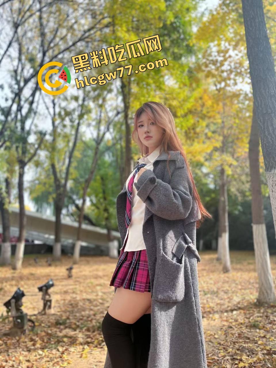 威海艺术学院『范弱蒨』私照外泄，舞蹈女老师白天教课晚上掰逼自慰，粉嫩体质骚得想日疯！-6