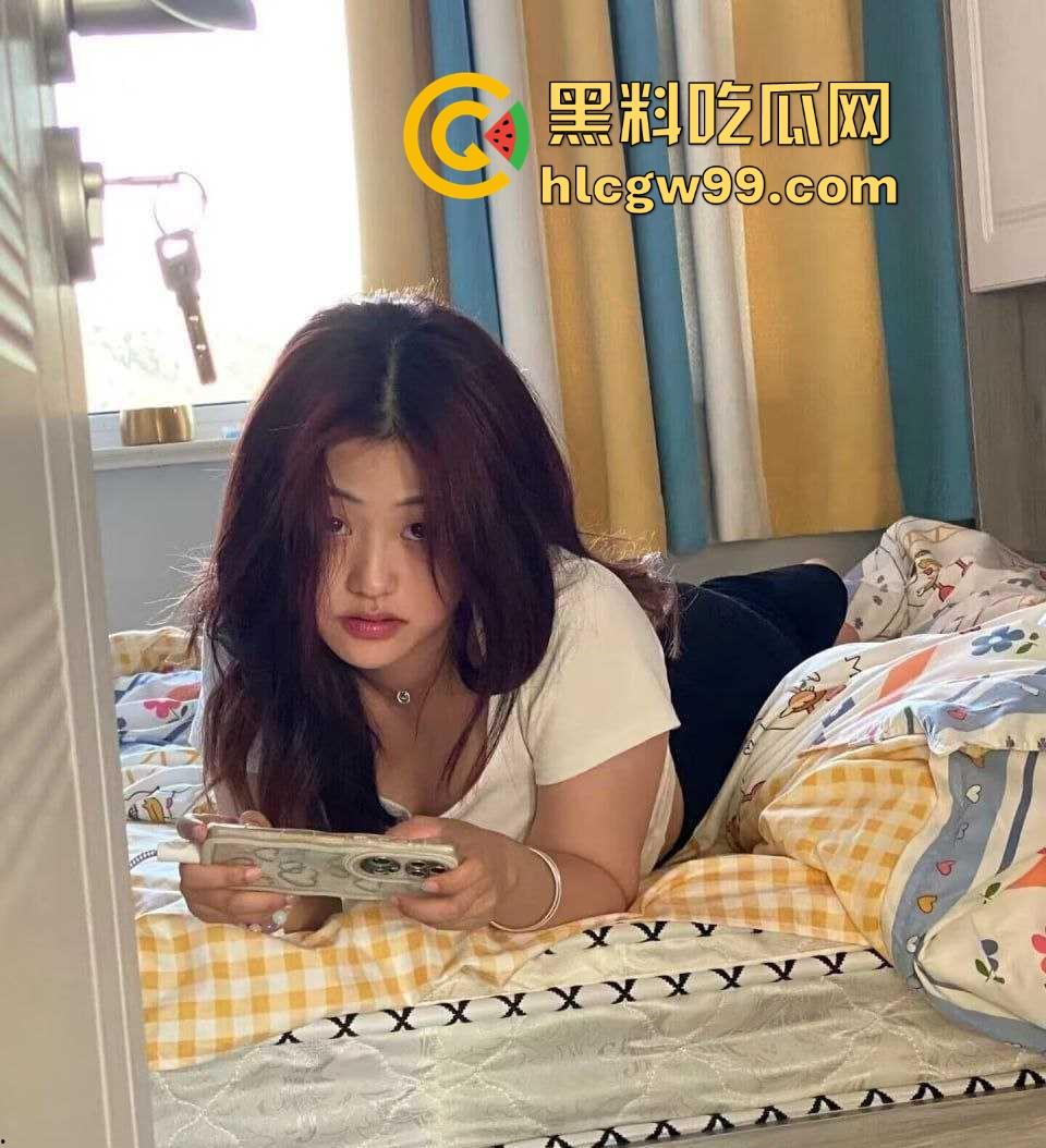 瓜友投稿!来自王者荣耀的爱情,面基河北邢台微胖女大【李怡芯】 见面后直接酒店开房猛猛肏。-2