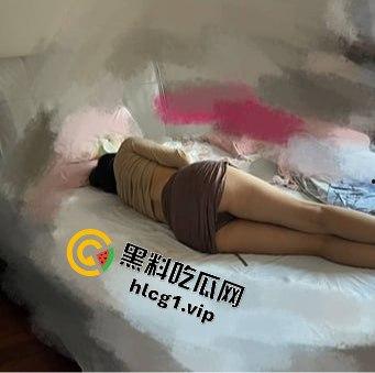 江苏新婚少妇『曹琳』孤独难耐！勾引男同事醉酒后回家啪啪！完美身材在深夜中被强力征服！-9