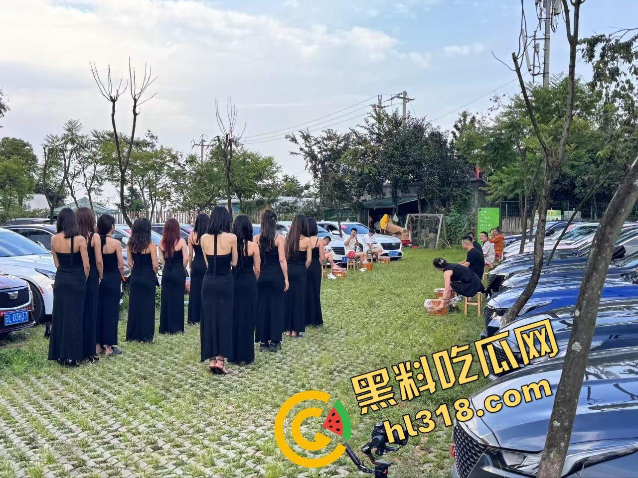 凯迪拉克聚会开到野外，把全会所女人都包了，足浴热舞酒水不断，真有你的凯之星！奢靡盛宴谁能比？-10