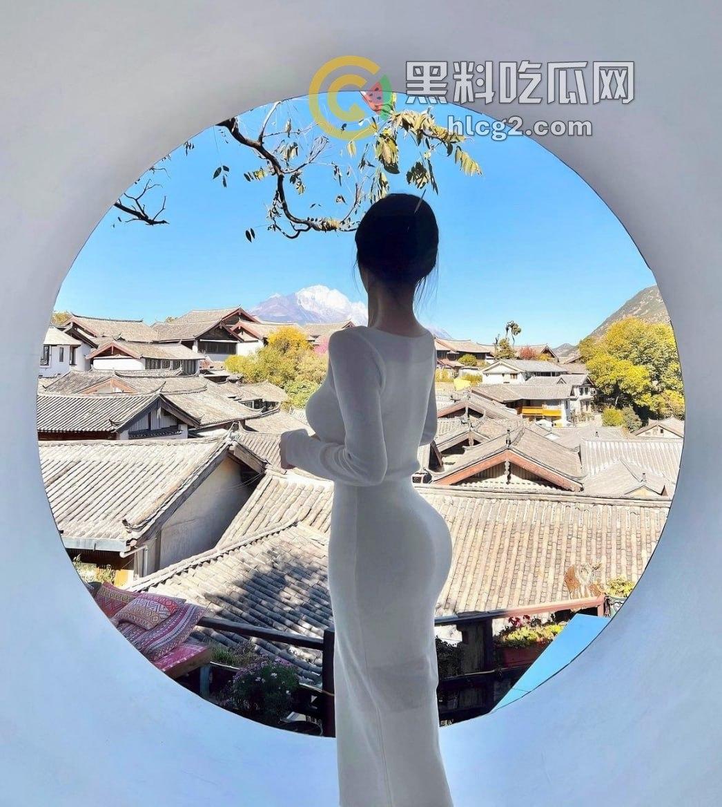 7月最新流出！帝都夫妻『catmttzz』推特福利，蜜桃臀女神极品双飞全景曝光！-13