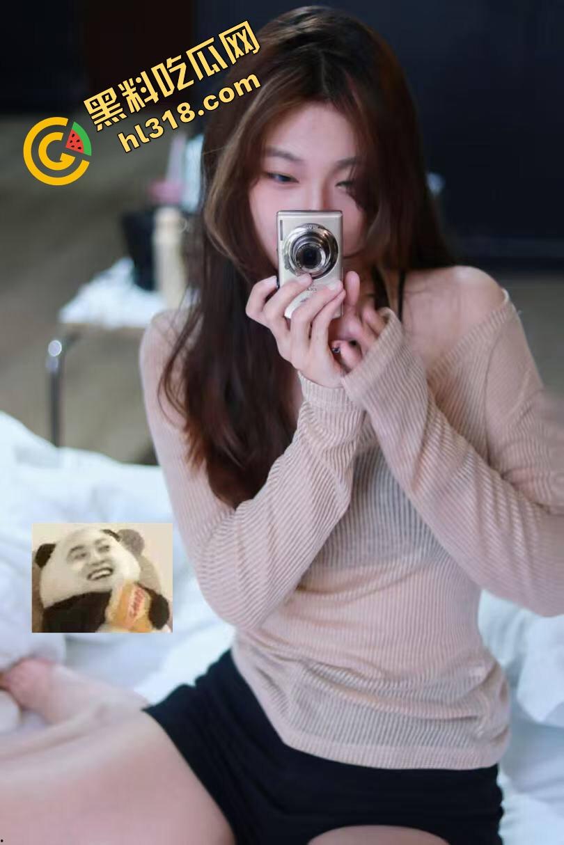 05后女大学生到底有多放得开?放假回来酒店走廊就地开炮,谁敢路过谁敢加入,真当自己在拍片吗!-4