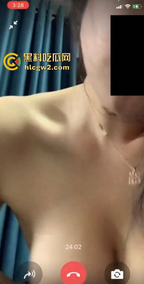 自以为是公主,其实只是宠物!巨乳网红【小小翠翠花】与榜一大哥1对1被玩腻后惨遭曝光!独家曝光!-9