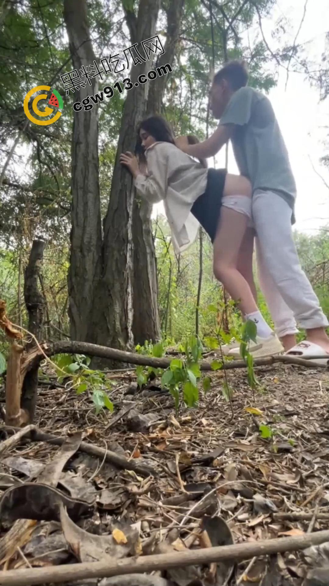 惠州机车圈爆出大丑闻，精神小伙强行与小仙女进行深入交流，小仙女报警令圈子震惊！-3