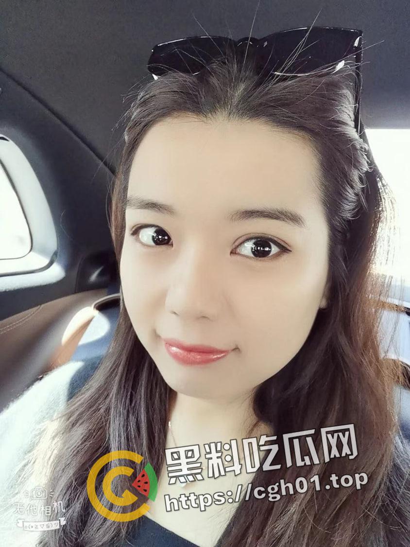 天津卫反差少妇的黑丝情调 最是鲜肥的丰满少妇才有味道 黑森林长到小腹上 饥渴到能活吃了人-1