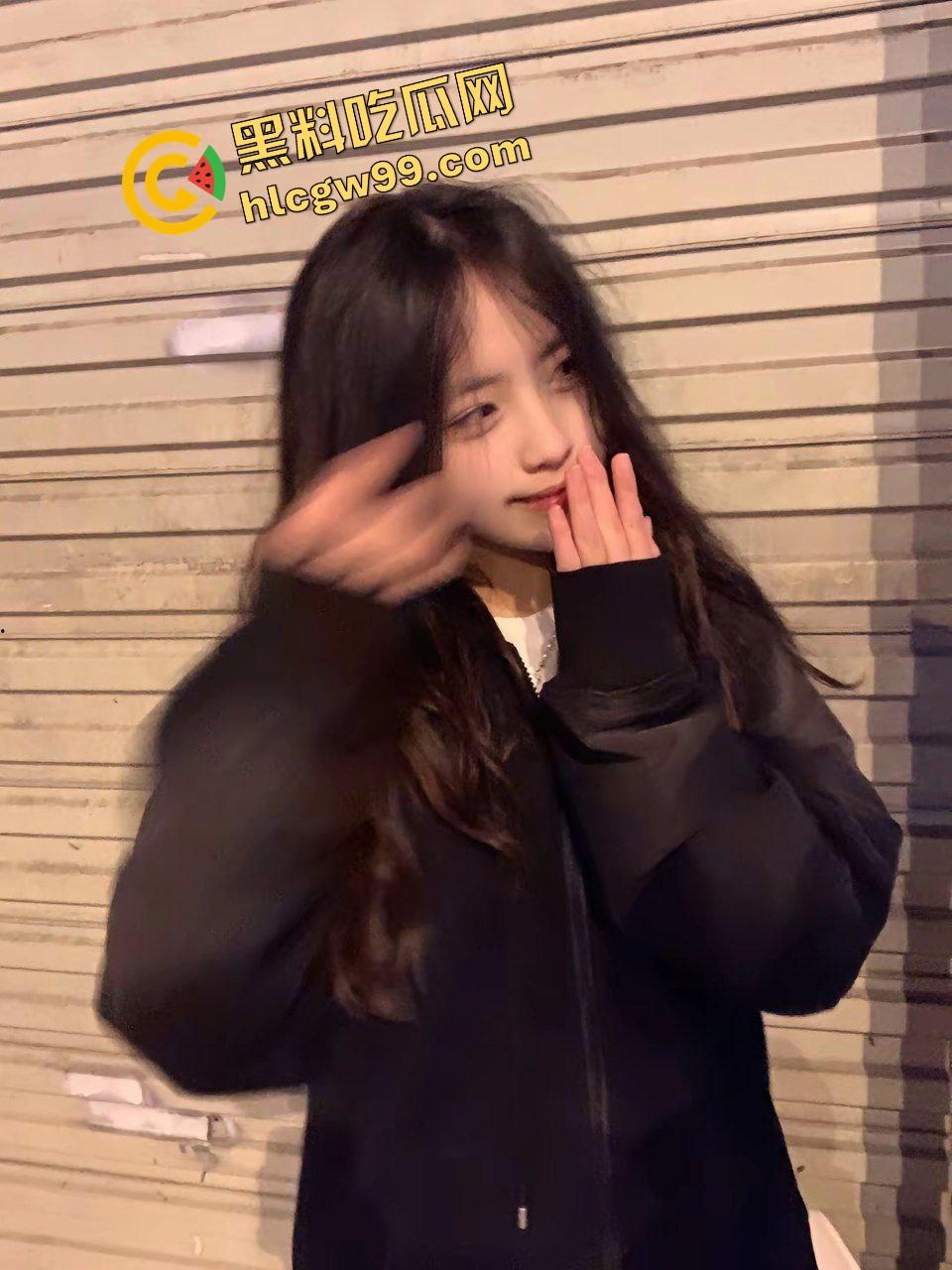 性瘾患者反差骚鸡『赵媚』玩具聊骚勾引小弟弟拍视频,遥控跳蛋刺激露出调教骚逼!-4