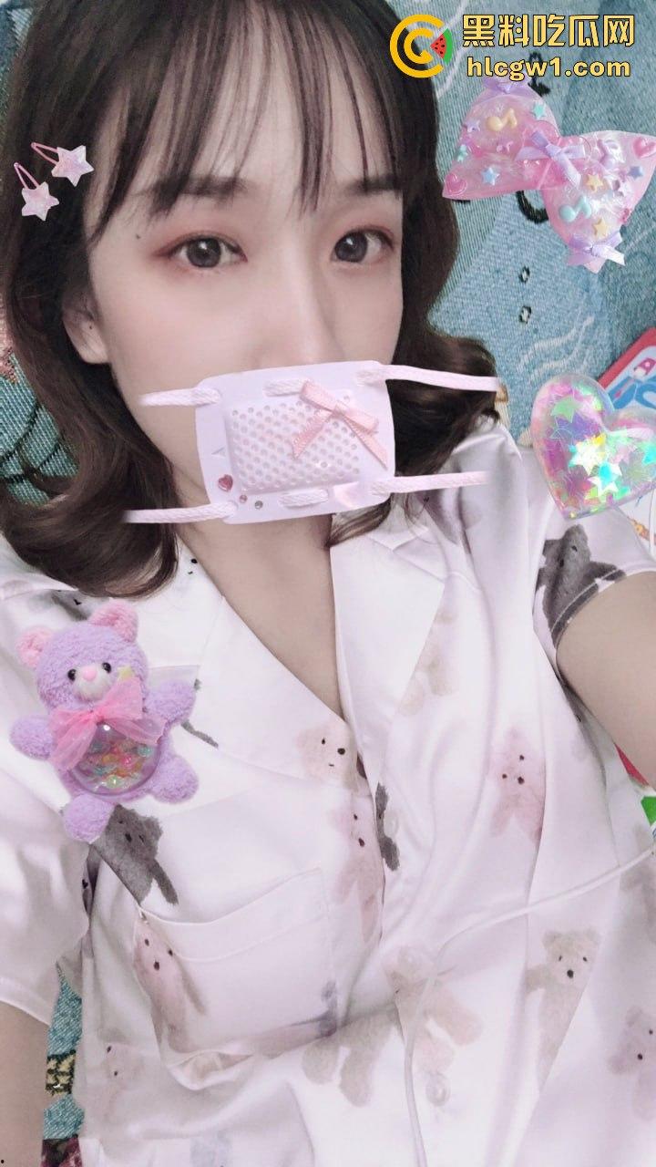 江西极品反差少妇【黄雨霏】自拍流出！跳蛋塞逼吃鸡，骚浪到法力无边，双倍快乐根本停不下来！-2