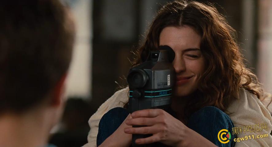 爱情三级片《爱情与灵药》,医药代表邂逅玛姬,伟哥救市却救不了帕金森的她,不离不弃可能这就是爱情 !-8