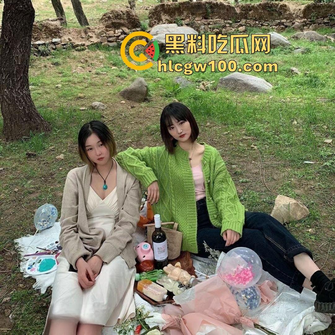 南宁师范学院极品母狗【黎文莹】调教视频曝光，口活顶得堪比飞机杯精液容量器。-1