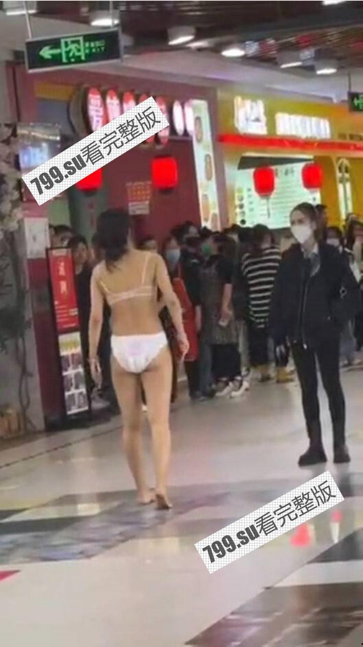 广州天河 维多利广场 1 女子发现男友出轨 边脱衣边诉说男友罪证-5