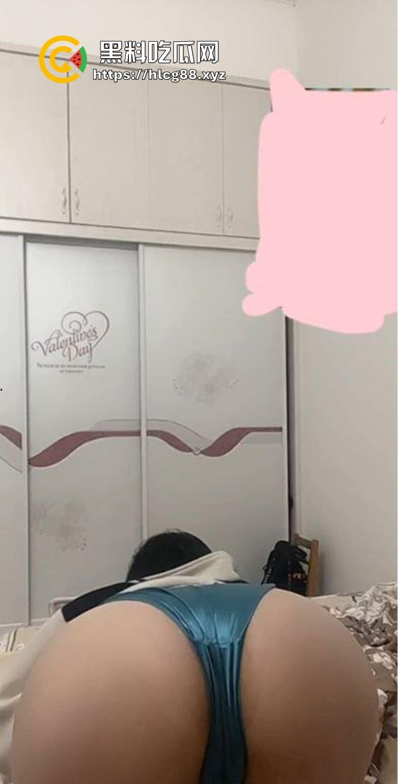 抖音网红少妇【肉肉老师】福利视频流出 体态风骚韵味十足 巨乳肥臀极具诱惑！-10