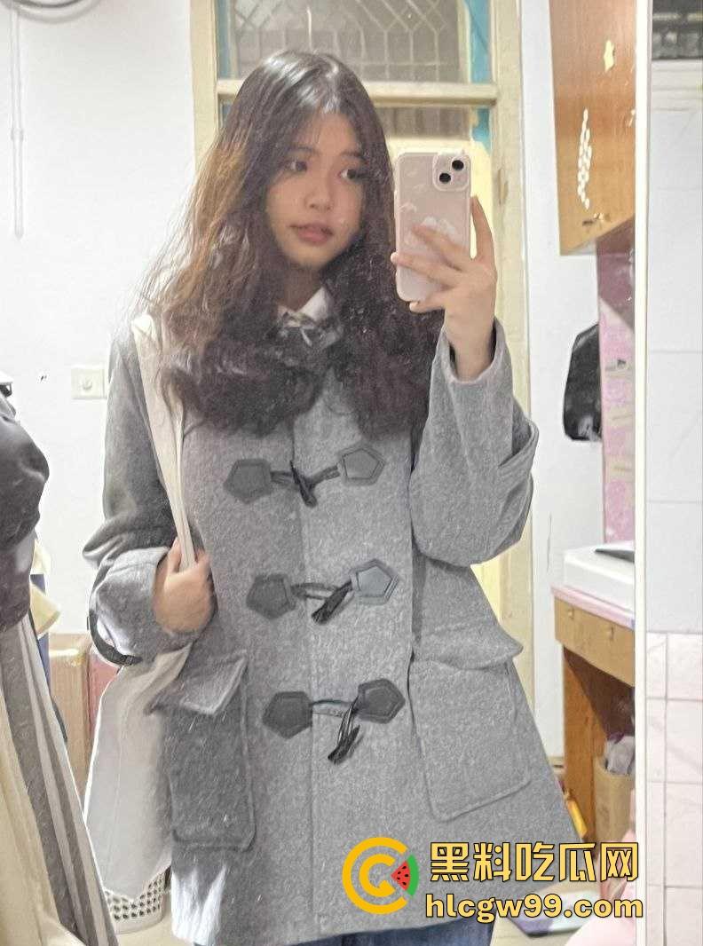 泉州经贸职业技术学院【刘思思】反差母狗发情自慰，只要宿舍没人的时候就是拍视频自慰的时候！-13