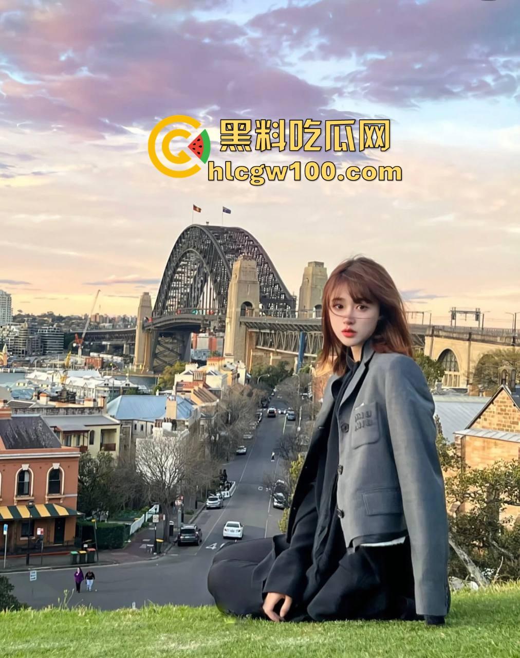 海南政协常委『张泰超』五妻生活奢华曝光，26岁小老婆豪宅震撼人心 一面墙的茅台20万马桶 大老婆还能怎么壕？-4