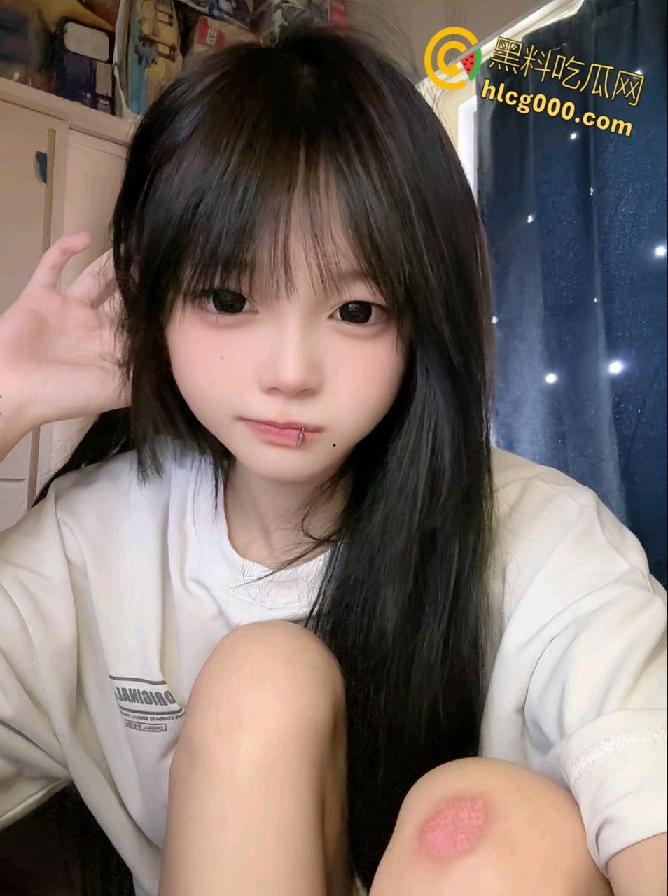 抖音网红【吕芊颖】,真实露脸口交后入视频泄露,纹身小太妹性感巨乳,翘臀高崛骚穴被男友一插到底!-4