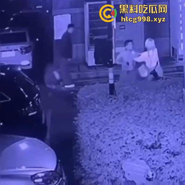 杭州惊现强吻狂魔！夜晚女生嘴唇被咬破，路人看了都以为是情侣打情骂俏，结果真是猥亵！-9