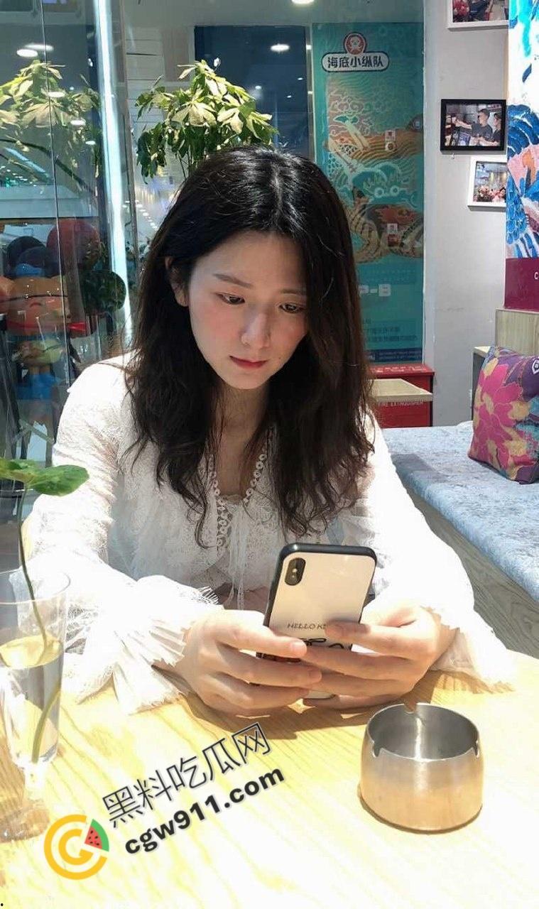 南京极品气质人妻【肖雨铧】偷情曝光!OL装敞胸暴乳,翘臀撅起迎大屌狂操,浪叫不止-2