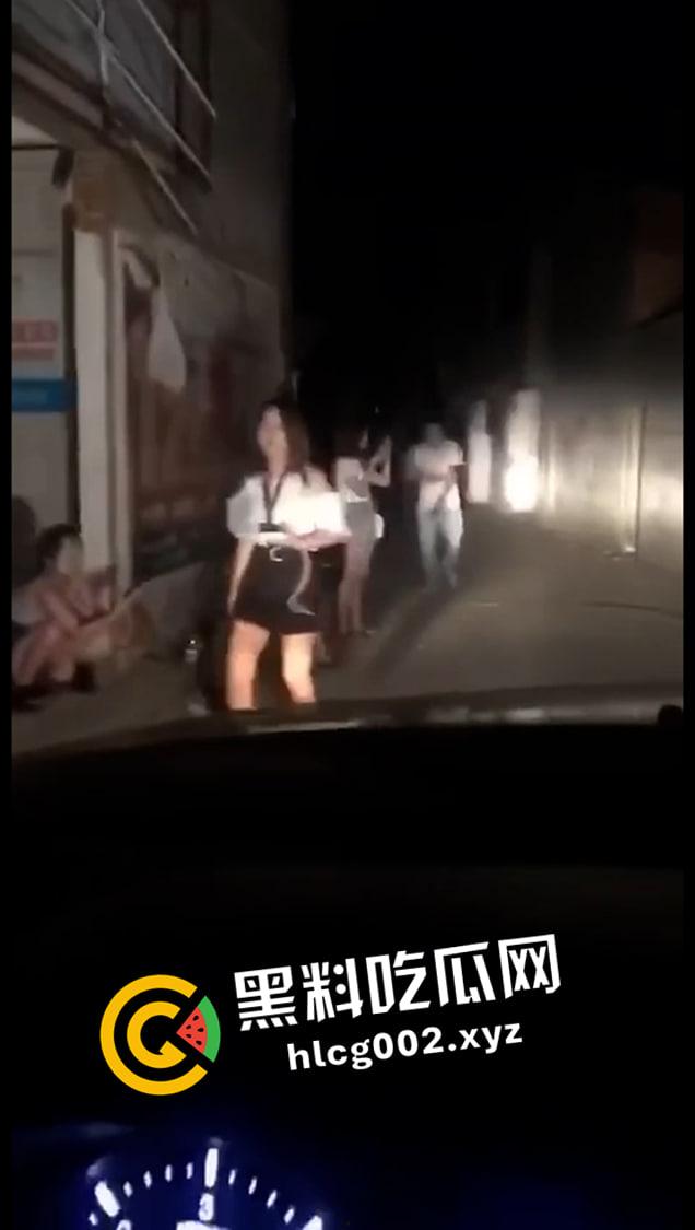 英雄出没小巷里 足浴店里见佳人!孤勇者扫街探店合集 师傅别找了 就这个吧-2