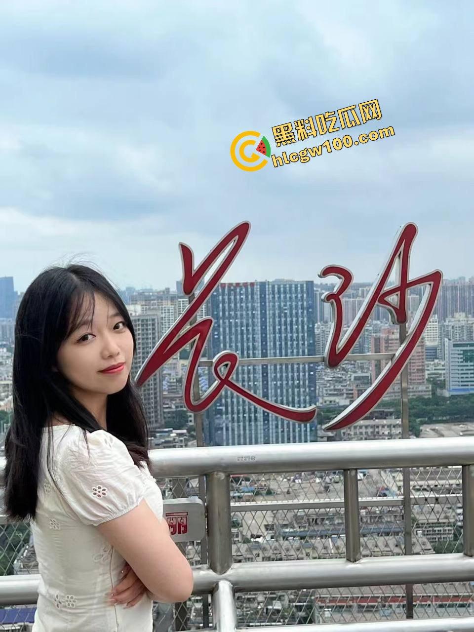 长沙职业学院反差女友粉逼肉便器『蒋雨婷』宿舍抠逼发骚 腰窝骚臀跪地让大哥后入！原创独家流出！-7