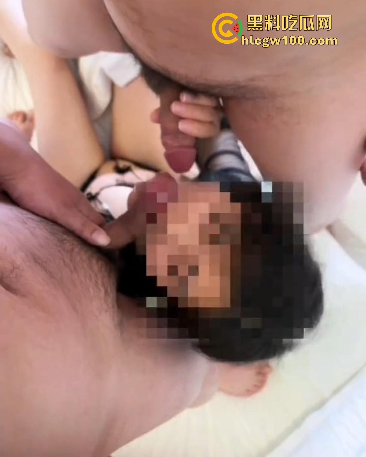 深圳罗湖换妻神人『fordr』高铁露出预热，酒店变身榨汁机，边吃老公鸡巴边被单男狂插，这骚嘴输出真顶！-7