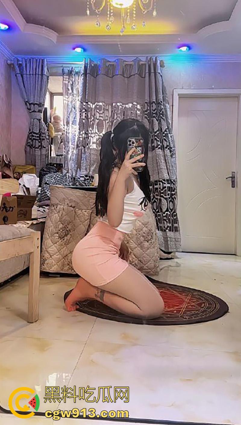 酒吧捡尸极品网红【人造18号】,贵阳三洞齐开骚逼,酒吧厕所公园都被操过,还乱伦表弟,被其兄弟捡尸爆操!-7