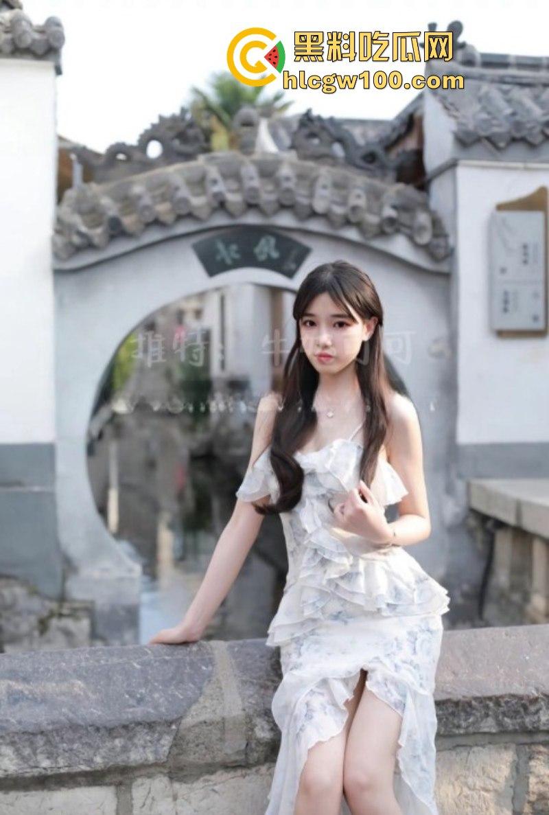 高颜值女大学生【牛奶可可】 外表斯文乖巧JK妹私底下却是骚浪母狗约炮 各种户外露出视频被曝光-6