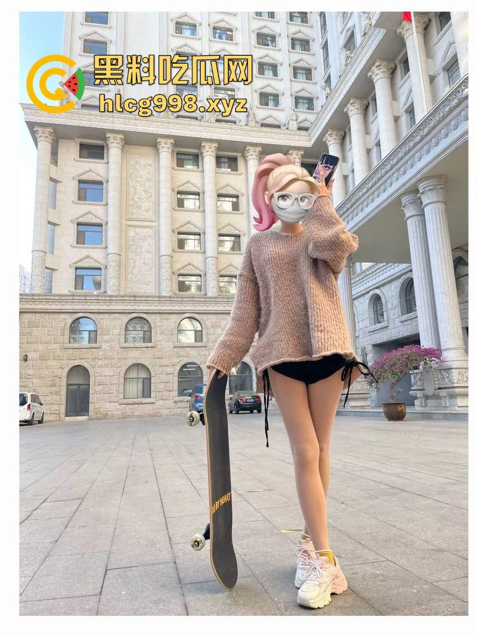 河北美院大一播音『张珊珊』口交视频泄漏！偷吃别人男友被挂校园墙，瓜友围观看看给这口活打个分！-12