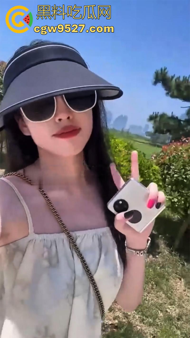 00后英语老师裸贷门事件,来自沈阳的御姐长腿女神,在山东教育机构当老师,为钱裸贷无奈肉偿抵债!-7