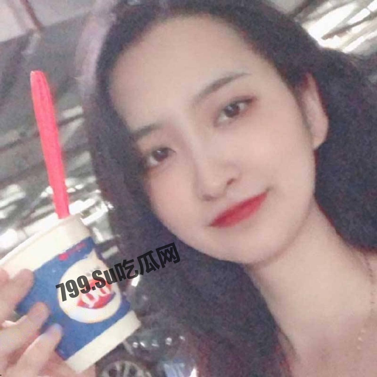 微博 甜美可爱的网红博主 o 橘猫 o3o 背地里竟是福利姬！足交打飞机视频被爆出-6