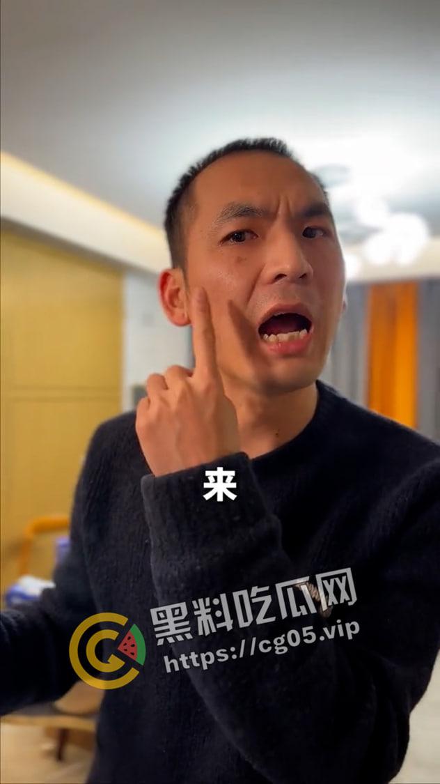 全网千万粉丝主播【铁头】直播自爆自己的嫖娼经历 还洋洋得意说男人都嫖过  人设崩塌 账号封禁 直播切片流出-6