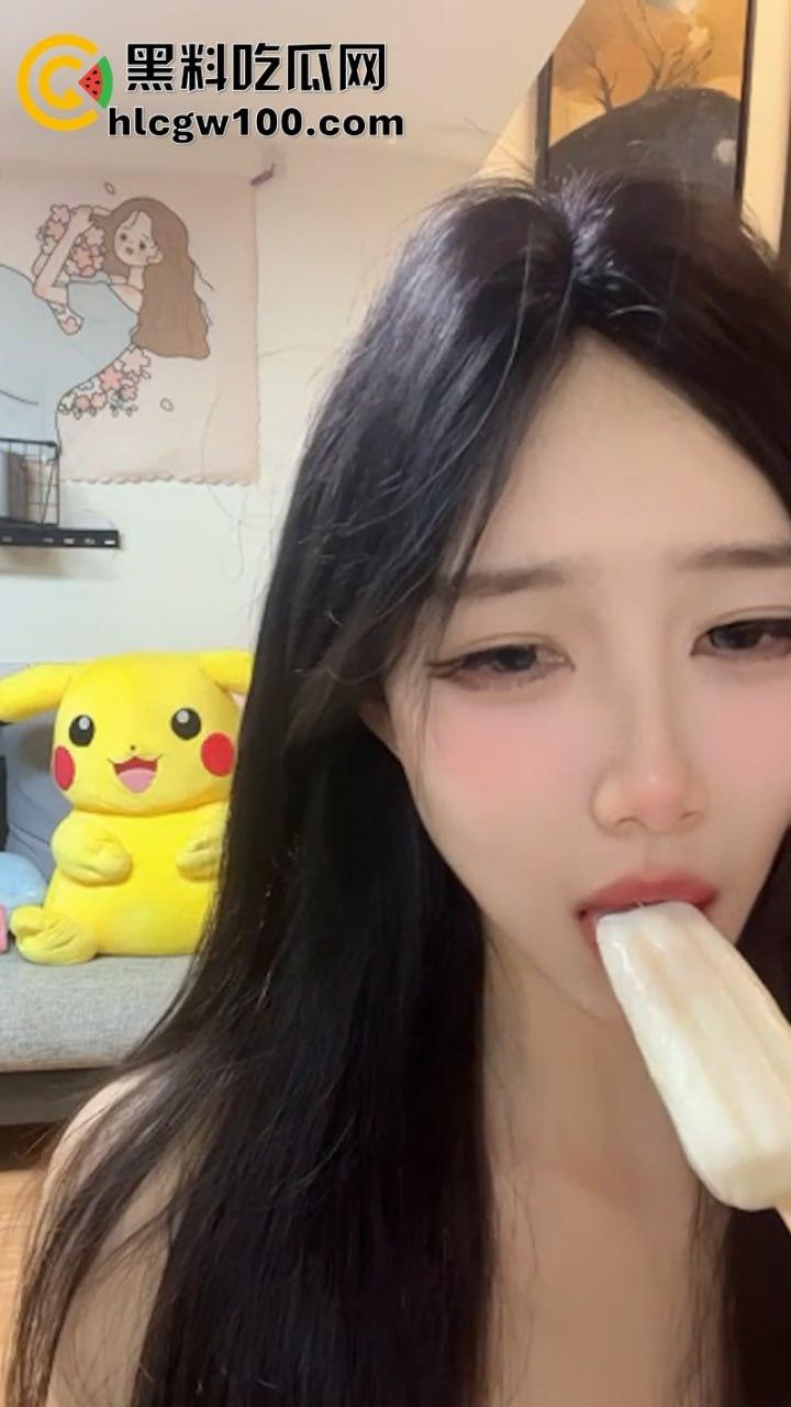 顶级颜值反差婊【swetty】自慰福利 直播裸拍露逼 各种骚姿势摆拍 真是性感极了-3