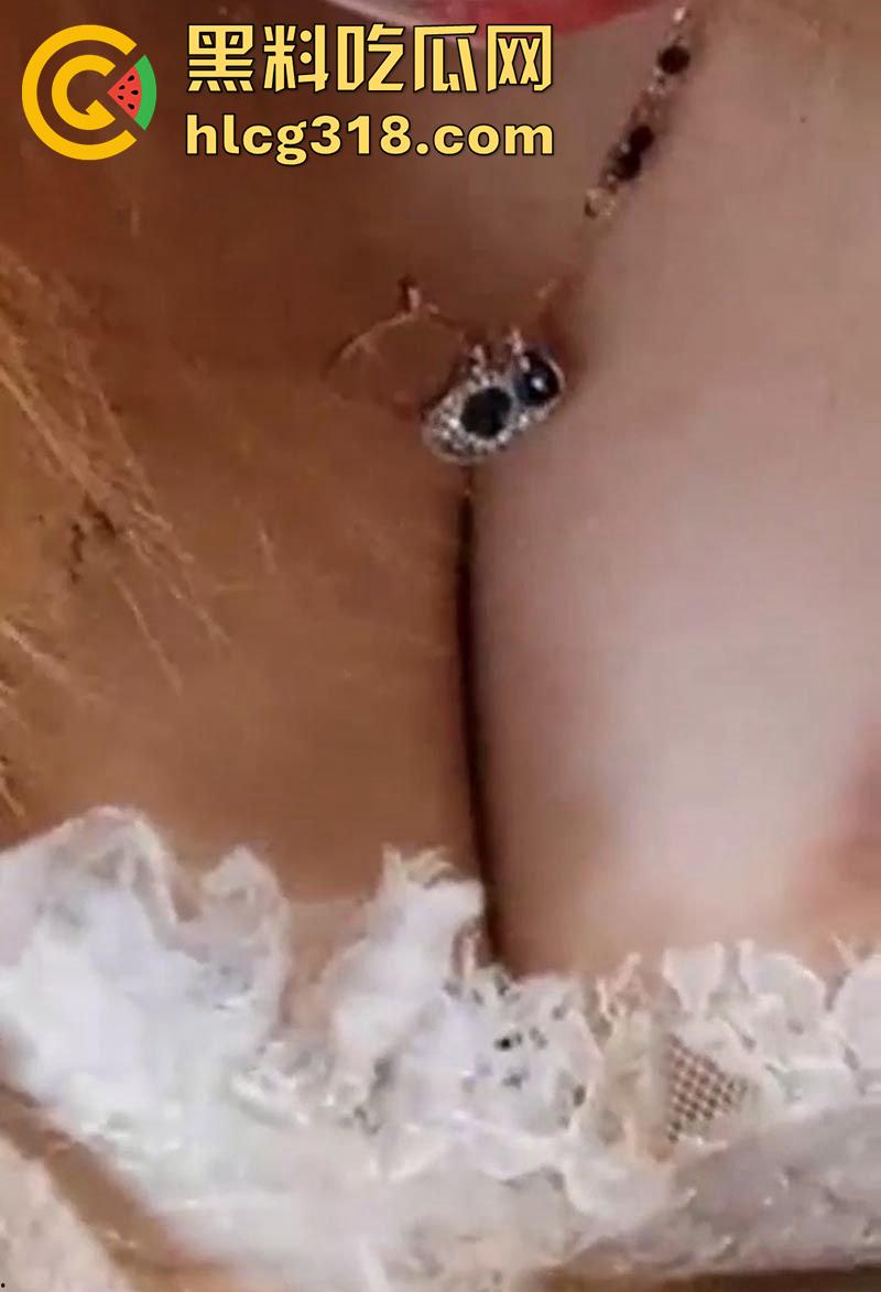 合肥师范清纯校花【夏璐璐】，为了钱私下偷偷兼职援交，被追求者兄弟约到狂草，随后追求者将其曝光！-5