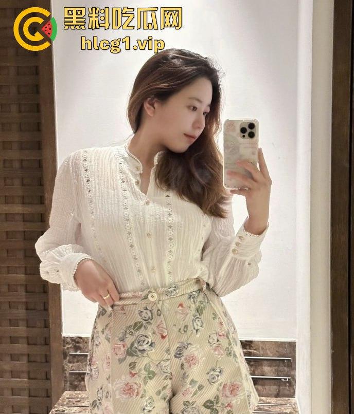 哈尔滨少妇郝凤燕偷情视频疯传！大奶人妻勾搭生猛小鲜肉家中激战曝光！-2