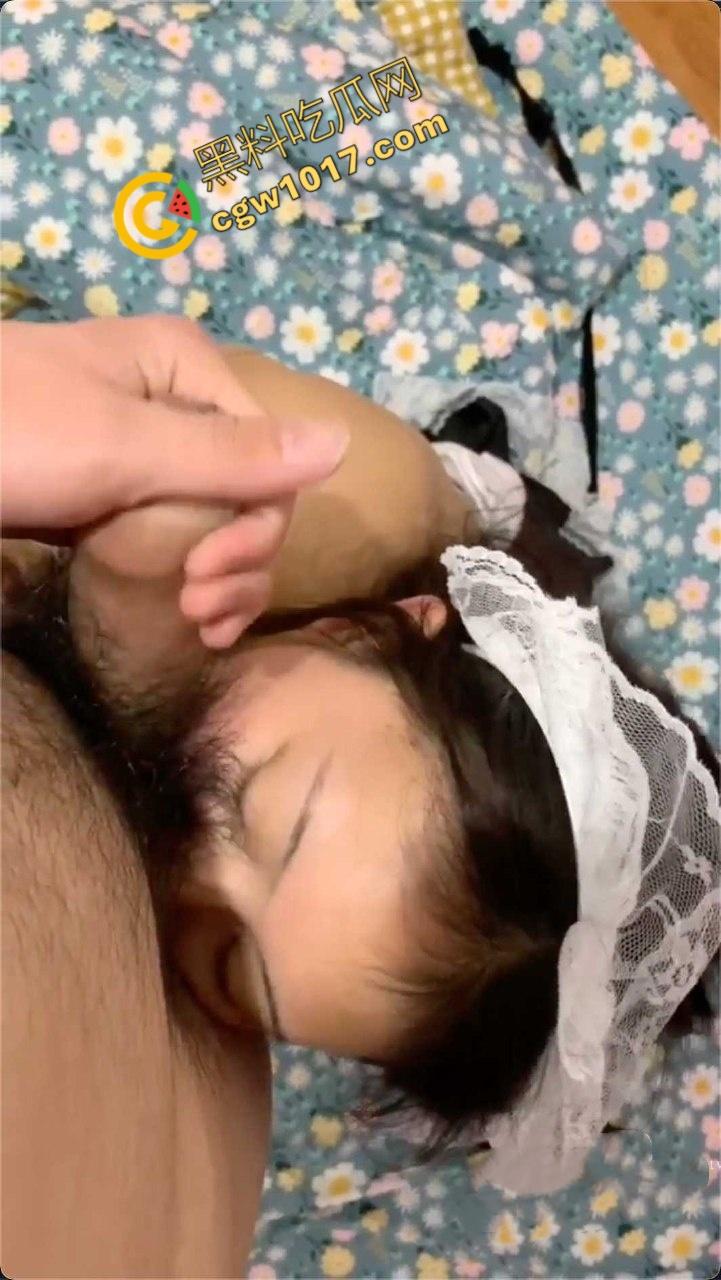 广西护士学院【蒋郡怿】露骨勾魂视频流出！母狗口交技巧炫目，高潮连连，激情四射，性爱画面刺激到爆炸！-2