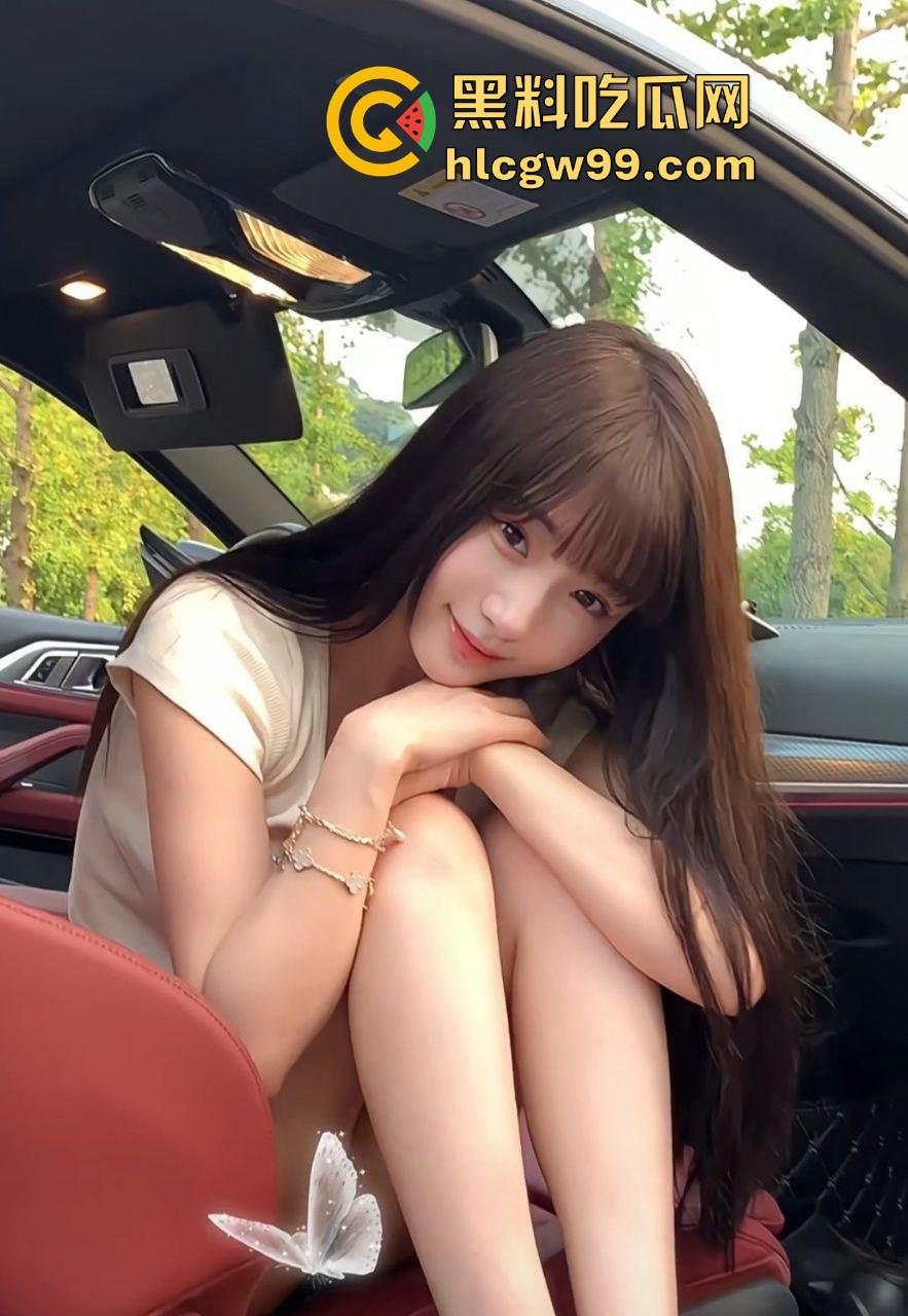 大年初六妹妹带我去酒吧，参加闺蜜生日局妹妹喝醉后，刚到家就把我推倒直接脱下我的裤子开始吃鸡巴！-6