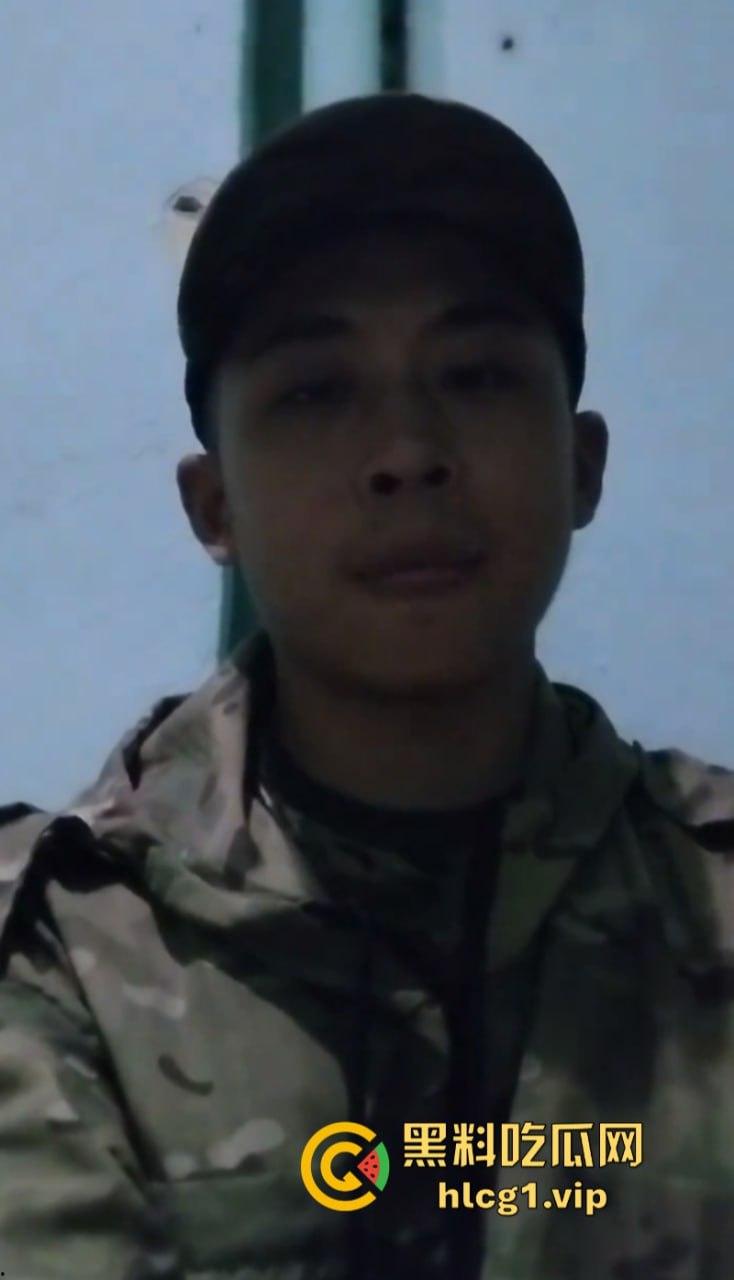 现实版的落地成盒！两名中国人加入俄军后第一天就双双阵亡！-6