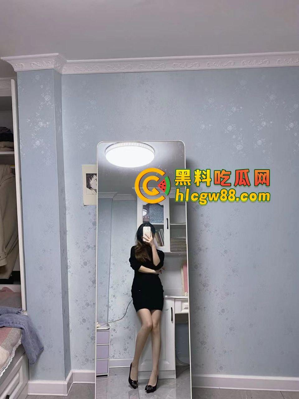 长沙学院御姐『田淑青』被调教成骚母狗，情趣装勾引男人猛吸鸡巴全套服务，露出楼道狠草汁水狂流！-8