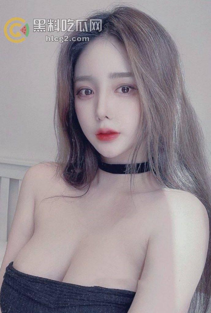 OnlyFans红人「LexiPoy」大变身！小胸变黄金比例，科技与狠活双管齐下！-6