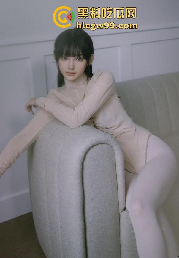 华语乐坛大瓜『林俊杰』交往小20岁擦边外围网红豪宅同居,女方曾揽客骗钱 还装处女骗天王带她见家长!-30