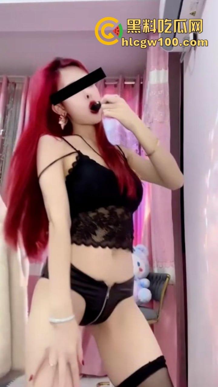 快手10万粉丝网红【桃宝】大尺度1V1私密视频流出！高能定制露出嫩B激情裸舞自插高潮骚叫！-13