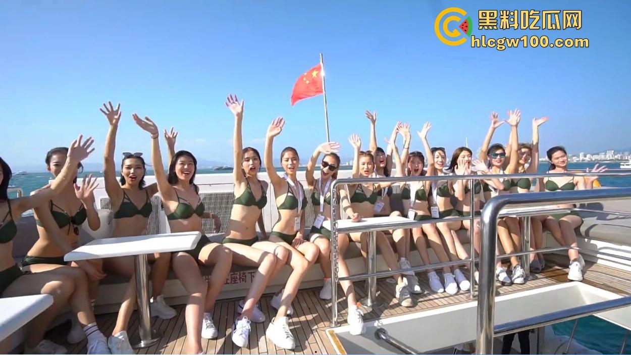 三亚选美顶级腿精上阵，模特们的大长腿简直炮架天花板，李云龙来了都得看傻，直接被腿玩年！-11