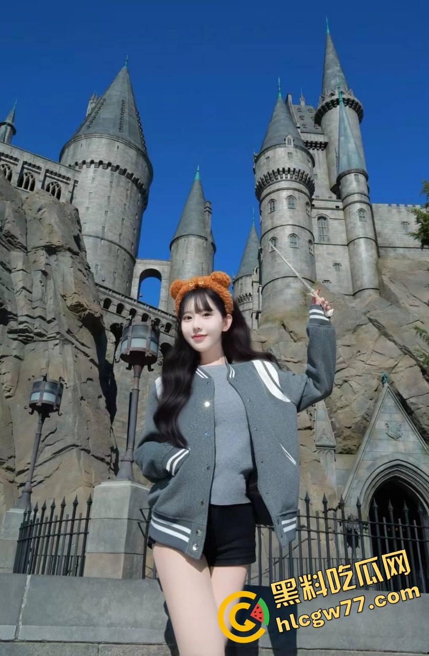 湖州城际学院『孙雪』逼嫩得一戳就喷水,像谁拧爆了矿泉水瓶,富二代的移动射精桶认证!-5