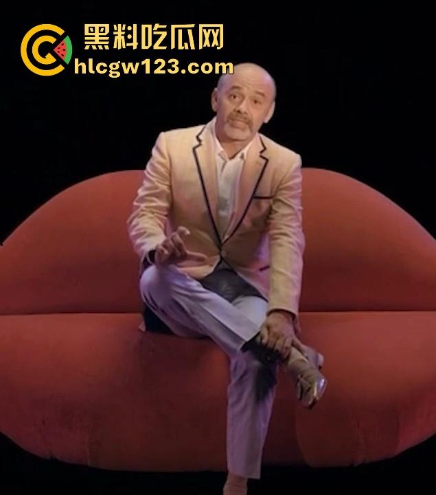 巴黎疯马秀 轰动欧洲!限制级演出全记录曝光!超强阵容 各国辣妹灯光音乐伴奏 艳舞表演!-3