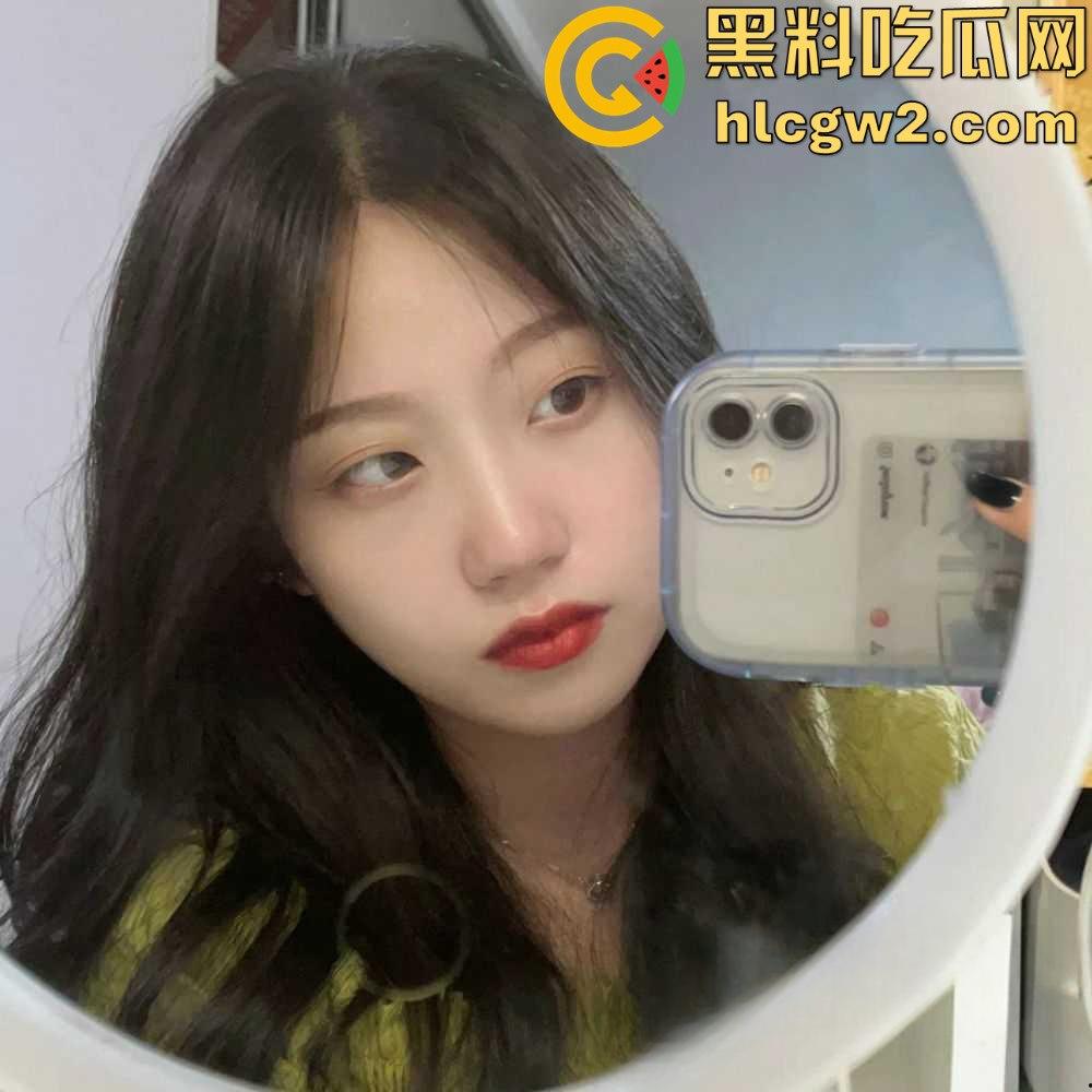 湘潭大学00后学霸【孟晓琳】白天乖学生,晚上成疯狂小母狗,背后秘事吓死人!-1