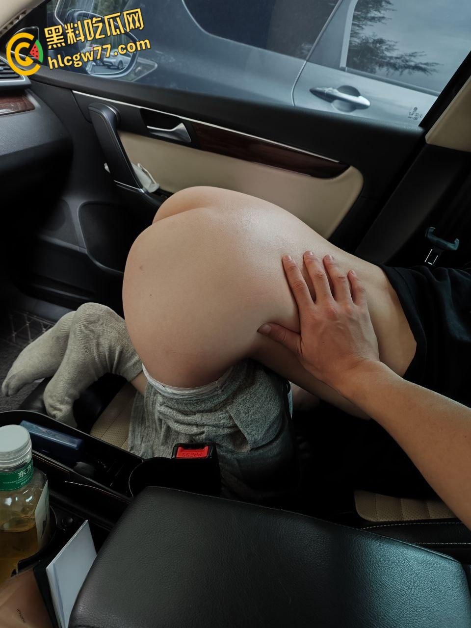 杭州高颜值反差少妇【施芮雯】,长腿尤物露脸淫荡,口活后入引爆极致狂欢!-6